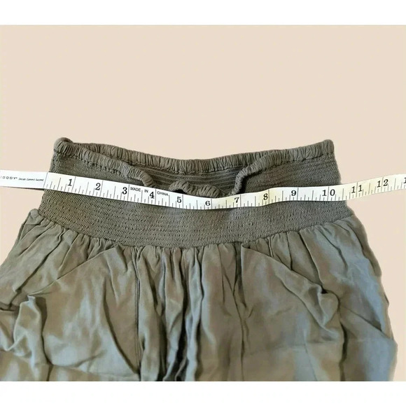 Soon Maternity Nala Relaxed Pants - /Green - Picture 9 of 11